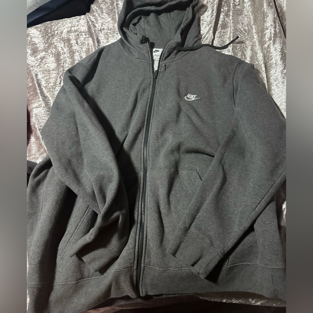 Brand new Nike zip up hoodie 4XL